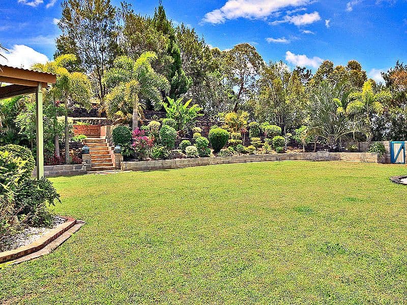15 Lunar Place, BRIDGEMAN DOWNS QLD 4035, Bridgeman Downs - Thumbnail 3