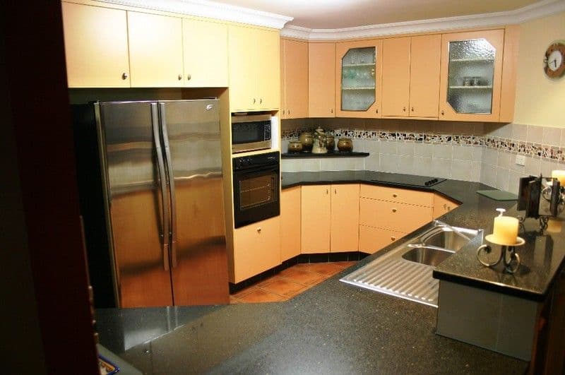 4 Turtle Dove Place, GOOBURRUM QLD 4670, Gooburrum - Thumbnail 8
