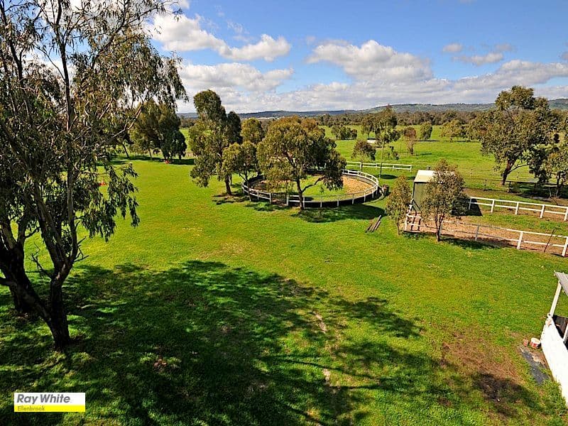 1086 Almeria Parade, BULLSBROOK WA 6084, Bullsbrook - Image 1