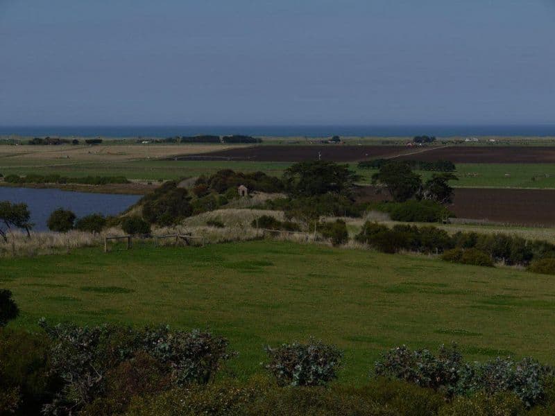 71 Lowery Road, TOWER HILL VIC 3283, Tower Hill - Thumbnail 4
