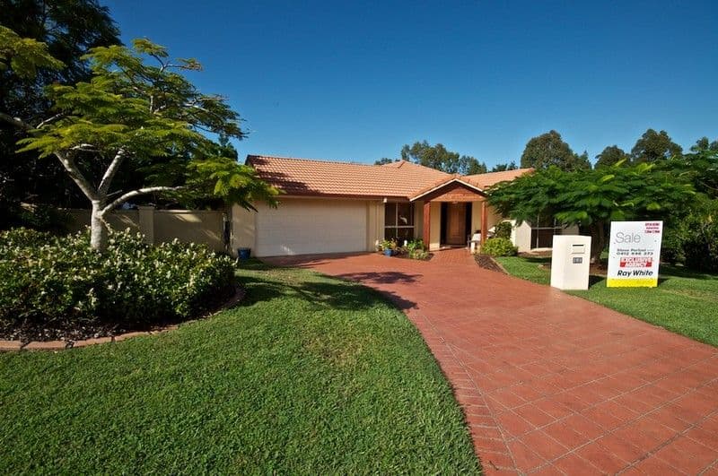 4 Tulipwood Court, ARUNDEL QLD 4214, Arundel - Image 1