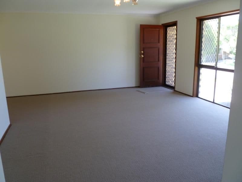 52 Numeralla Avenue, ASHMORE QLD 4214, Ashmore - Thumbnail 2