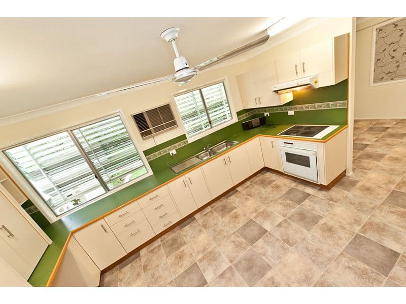 39 Potts Street, NORMAN GARDENS QLD 4701, Norman Gardens - Thumbnail 2