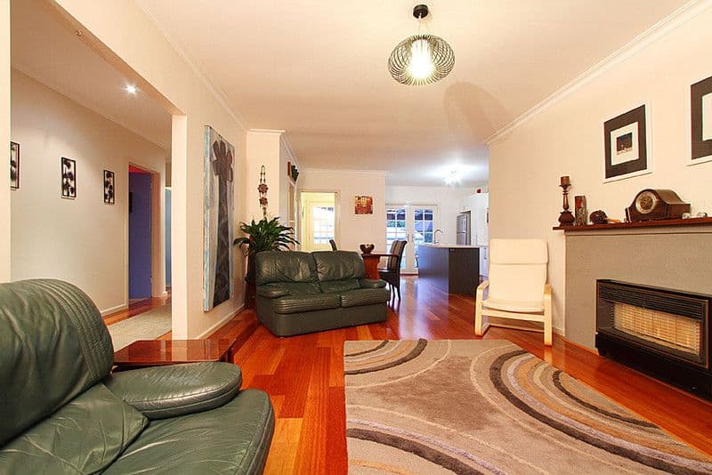 55 Glasgow Avenue, RESERVOIR VIC 3073, Reservoir - Thumbnail 2