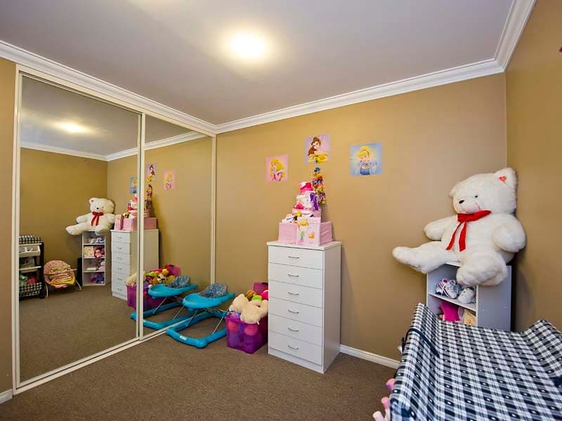 18 Koorooda Road, NOLLAMARA WA 6061, Nollamara - Thumbnail 7