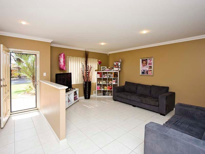 18 Koorooda Road, NOLLAMARA WA 6061, Nollamara - Thumbnail 2