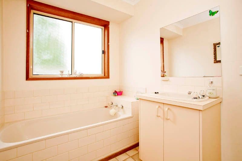 4 Lucy Court, ST ALBANS PARK VIC 3219, St Albans Park - Thumbnail 6