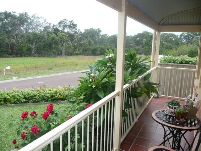 4 Lawver Crescent, LAKE MUNMORAH NSW 2259, Lake Munmorah - Thumbnail 3