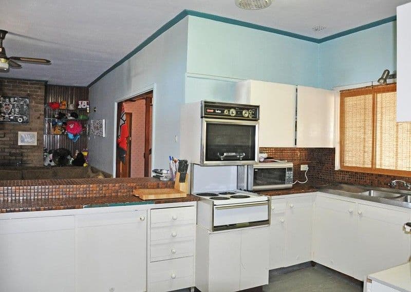 115 Rockingham Beach Road, ROCKINGHAM WA 6168, Rockingham - Thumbnail 4