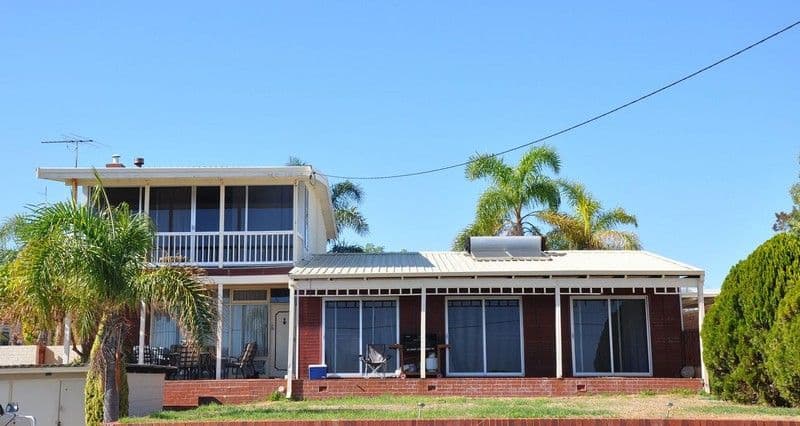 115 Rockingham Beach Road, ROCKINGHAM WA 6168, Rockingham - Thumbnail 2