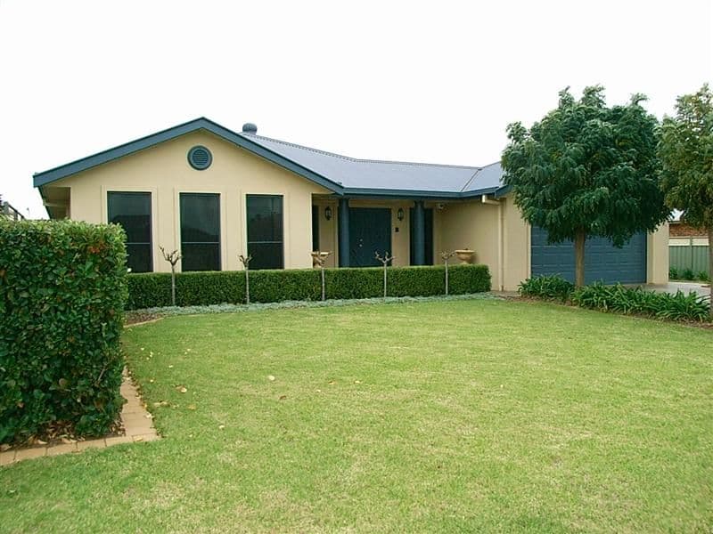 4 Raffles Court, DUBBO NSW 2830, Dubbo - Image 1