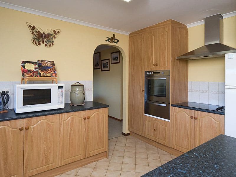 6 West Terrace, NAIRNE SA 5252, Nairne - Thumbnail 4