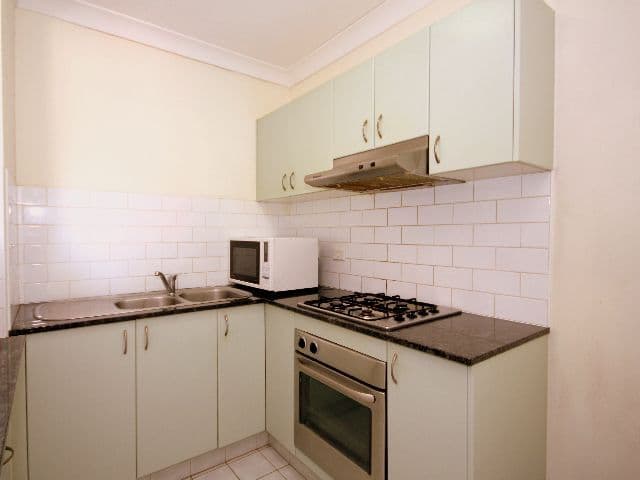 70 Rolleston Avenue, Salisbury North, SA, 5108, Salisbury North - Thumbnail 3