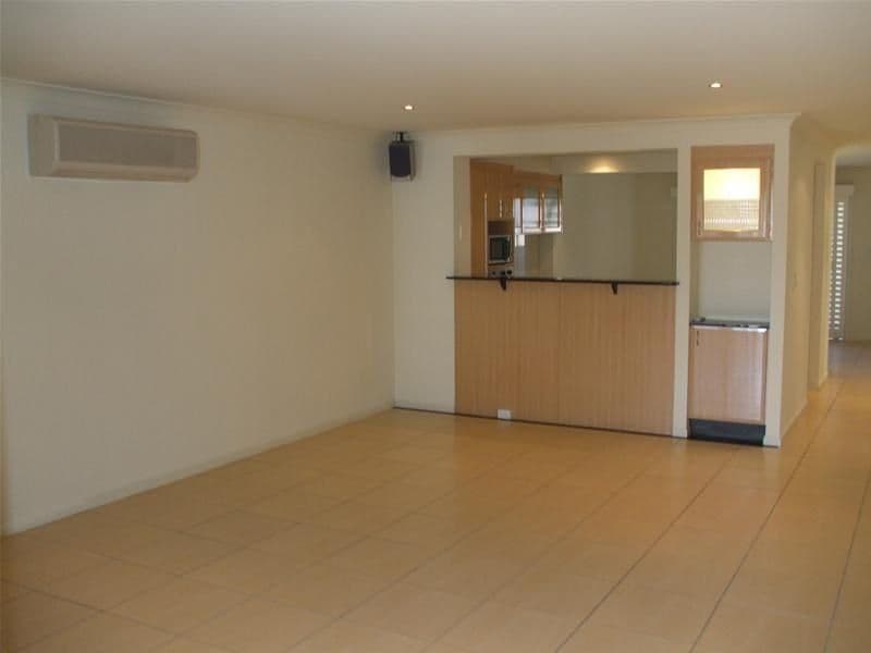 4 Heights Drive, ROBINA QLD 4226, Robina - Thumbnail 6