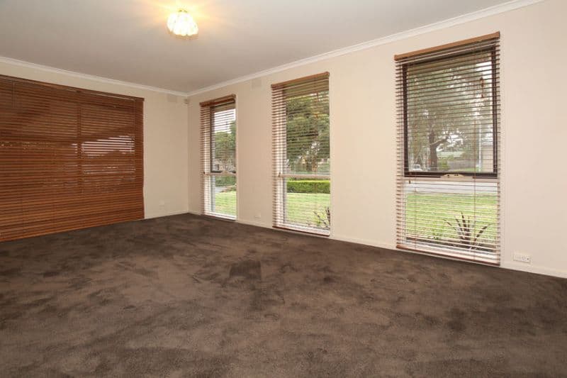9 Taunton Crescent, SCORESBY VIC 3179, Scoresby - Thumbnail 5