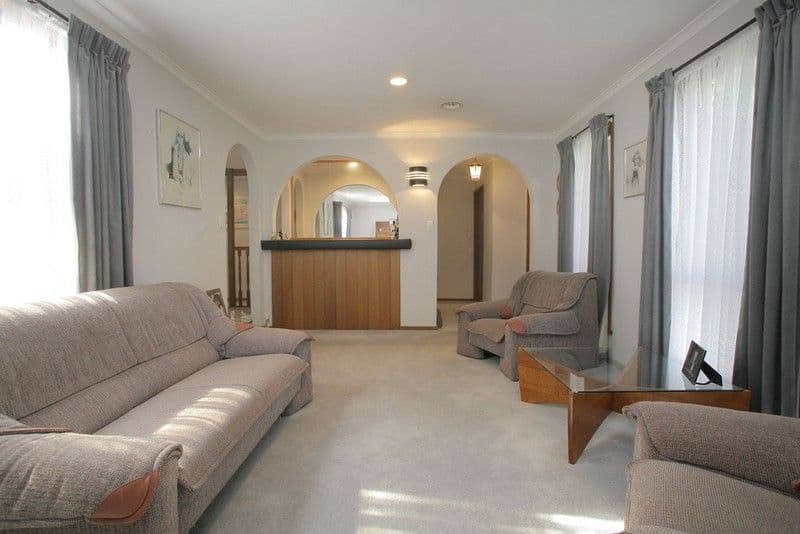 25 Goulburn Drive, ROWVILLE VIC 3178, Rowville - Thumbnail 2