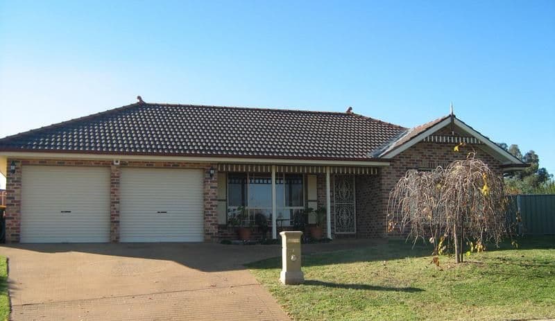 7 Samuel Court, YOUNG NSW 2594, Young - Image 1