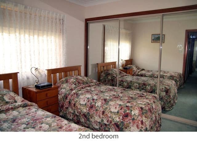 20 Seaspray Street, NARRAWALLEE NSW 2539, Narrawallee - Thumbnail 6