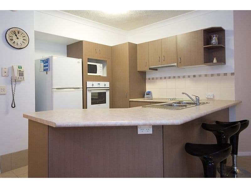 4 ''Grande Florida'', 7 Redondo Avenue, MIAMI QLD 4220, Miami - Thumbnail 7