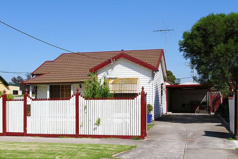 67 Andrews Avenue, RESERVOIR VIC 3073, Reservoir - Thumbnail 2