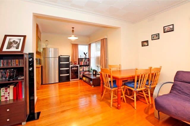 6 Lucille Avenue, RESERVOIR VIC 3073, Reservoir - Thumbnail 3