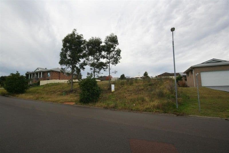 40 April Circuit, BOLWARRA HEIGHTS NSW 2320, Bolwarra Heights - Thumbnail 2