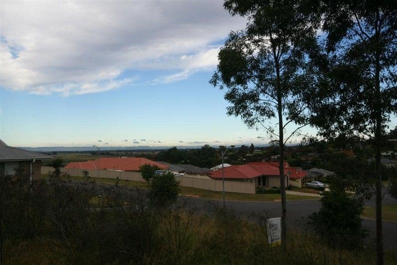 40 April Circuit, BOLWARRA HEIGHTS NSW 2320, Bolwarra Heights - Thumbnail 4