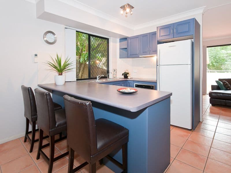 39 Rosewood Street, BARDON QLD 4065, Bardon - Thumbnail 3