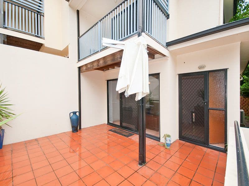 39 Rosewood Street, BARDON QLD 4065, Bardon - Thumbnail 5