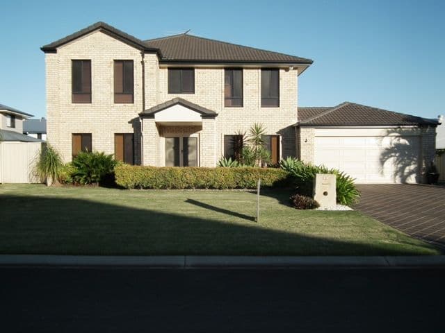 33 Kimbolton Drive, REDLAND BAY QLD 4165, Redland Bay - Image 1