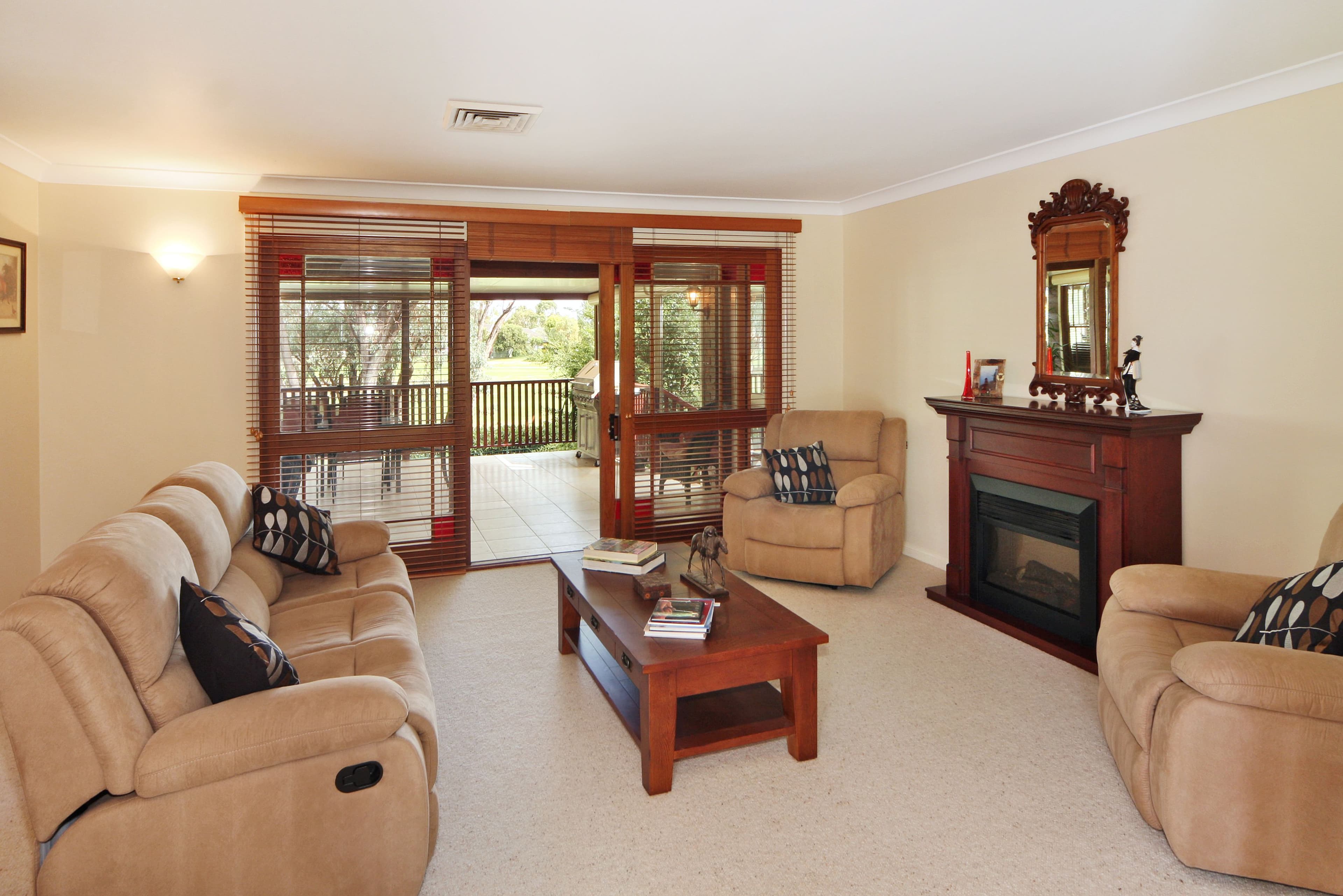 37 Banjos Circuit, TAMWORTH NSW 2340, Tamworth - Thumbnail 4