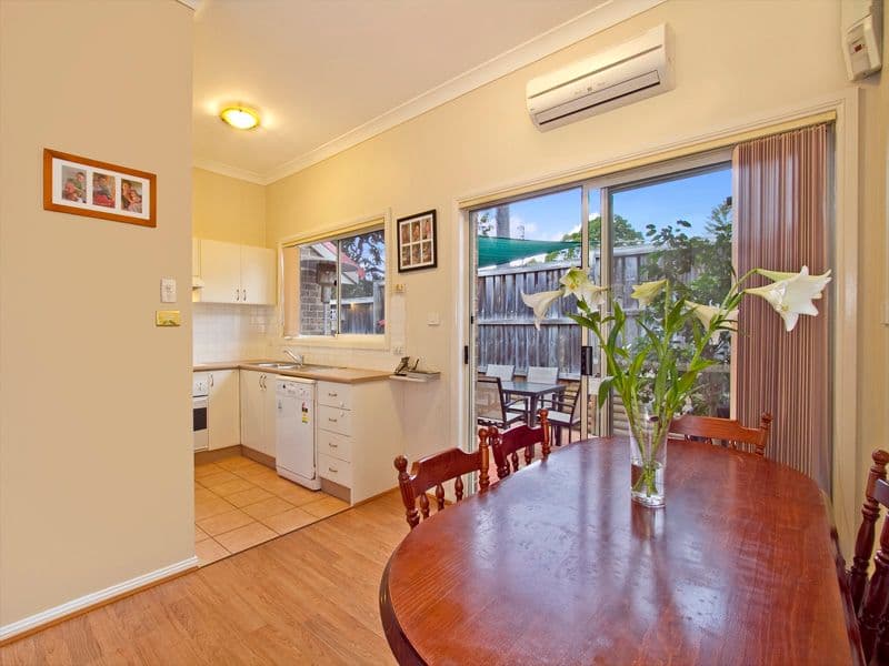34  Toronto Parade, SUTHERLAND NSW 2232, Sutherland - Thumbnail 4