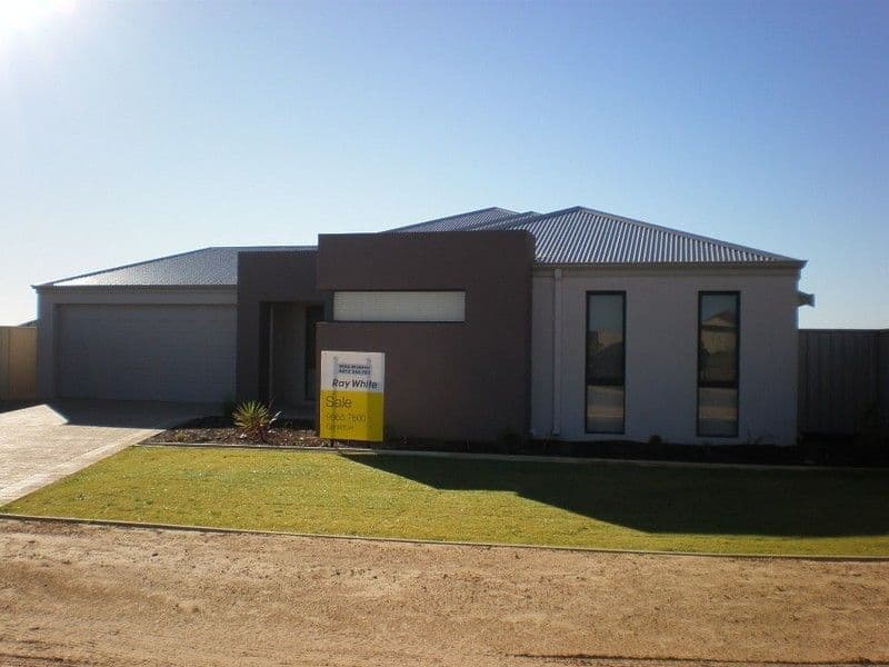 12 Ivy Way, WANDINA WA 6530, Wandina - Image 1
