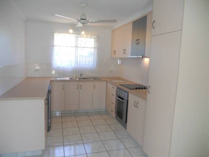 18 Hume Street, WEST MACKAY QLD 4740, West Mackay - Thumbnail 2
