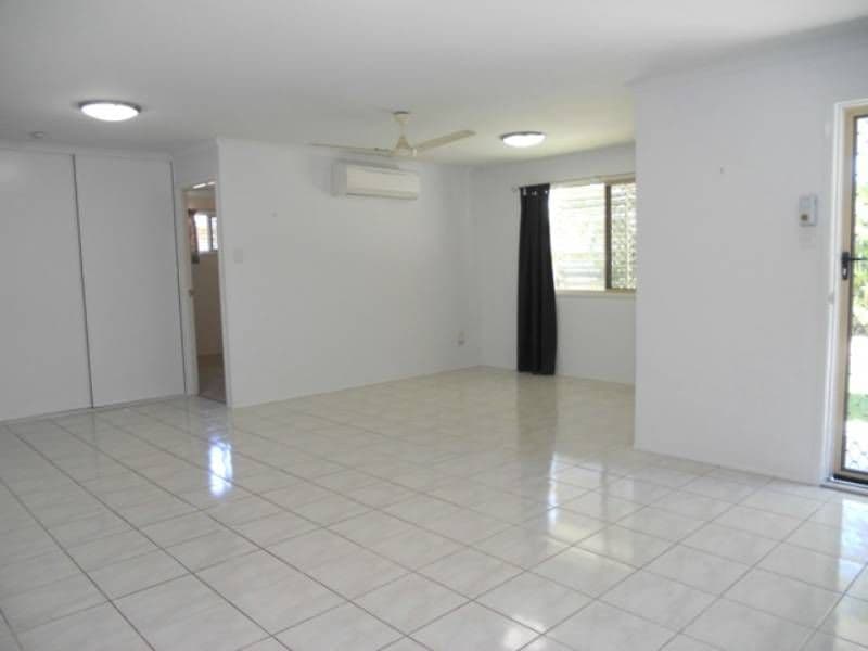 18 Hume Street, WEST MACKAY QLD 4740, West Mackay - Thumbnail 4