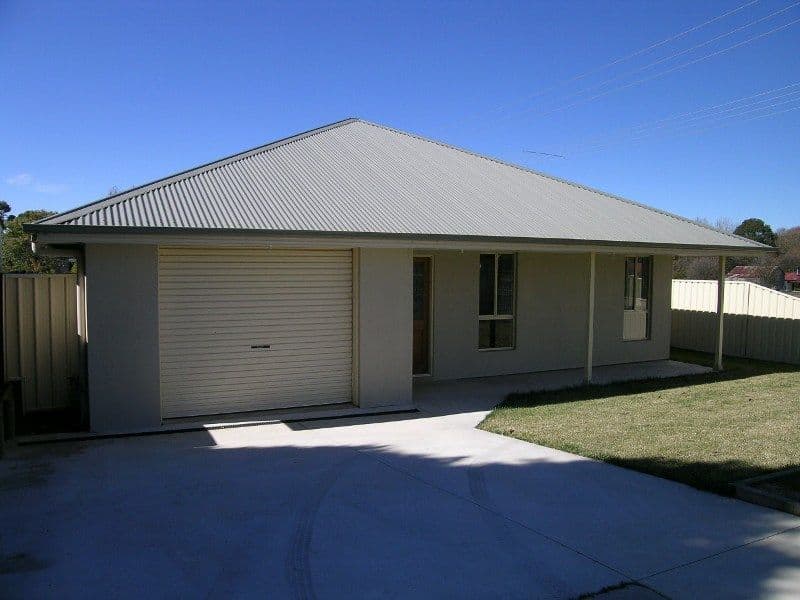 36 Ross Street, OBERON NSW 2787, Oberon - Image 1