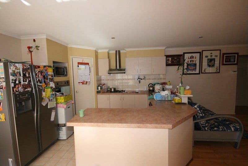 147 Opie Road, ST ALBANS VIC 3021, St Albans - Thumbnail 3