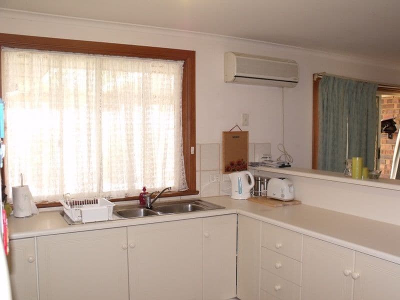 6 Batcombe Avenue, CRAIGMORE SA 5114, Craigmore - Thumbnail 4