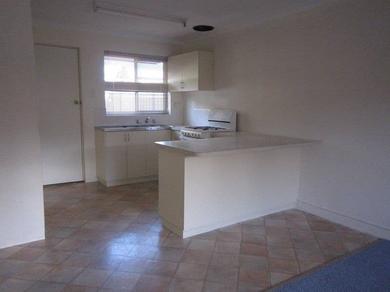 Unit 5/36 Collier Street, MANJIMUP WA 6258, Manjimup - Thumbnail 2