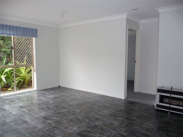 16 Moore Crescent, WILSONTON QLD 4350, Wilsonton - Thumbnail 6