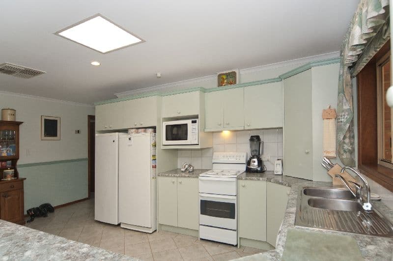 12 Jestina Court, EVANSTON SA 5116, Evanston - Thumbnail 8