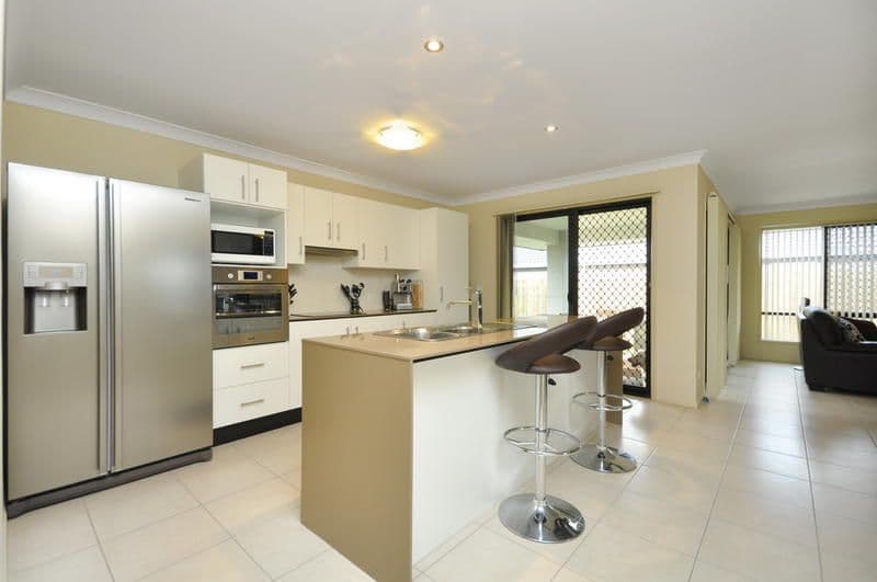 37 Ray Street, CARSELDINE QLD 4034, Carseldine - Image 1