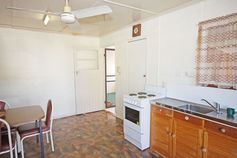 134 Rainbow Street, BILOELA QLD 4715, Biloela - Thumbnail 3