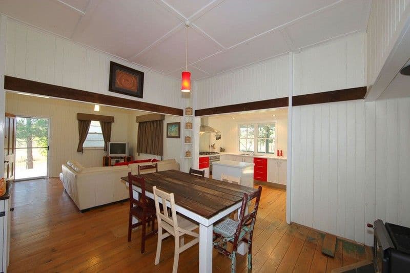 19 Steemsons Road, PINE CREEK QLD 4670, Pine Creek - Thumbnail 5