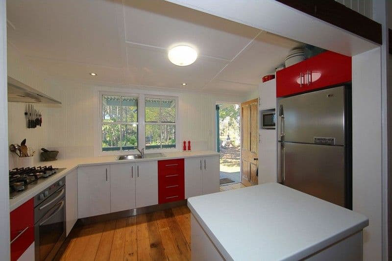 19 Steemsons Road, PINE CREEK QLD 4670, Pine Creek - Thumbnail 4