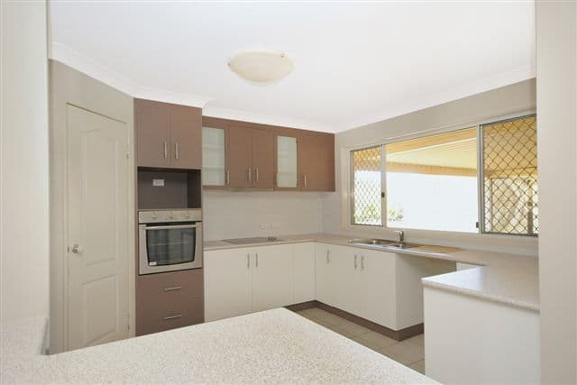 1 Angus Street, HIGHFIELDS QLD 4352, Highfields - Thumbnail 2