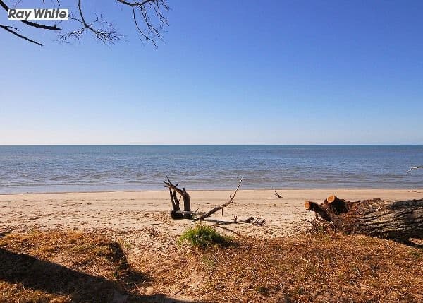 84 Kingfisher Parade, TOOGOOM QLD 4655, Toogoom - Thumbnail 2