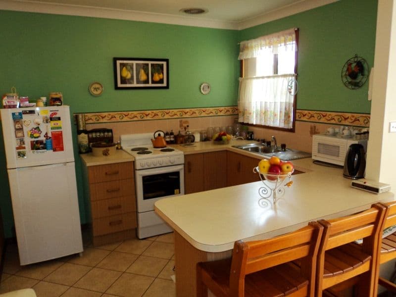12 Bellbird Close, BARRACK HEIGHTS NSW 2528, Barrack Heights - Thumbnail 4