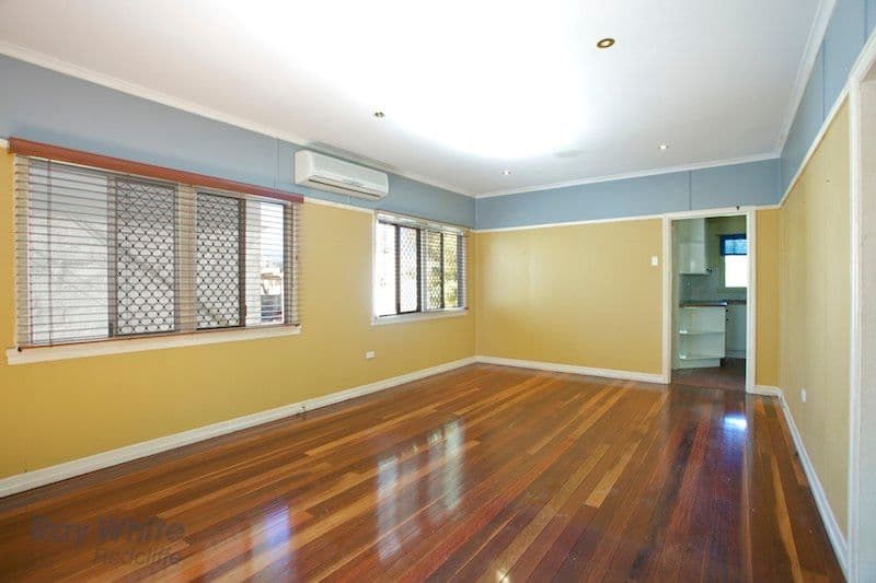 1 Short Street, WOODY POINT QLD 4019, Woody Point - Thumbnail 6