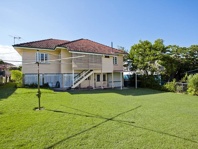 202 Webster Road, STAFFORD QLD 4053, Stafford - Thumbnail 2